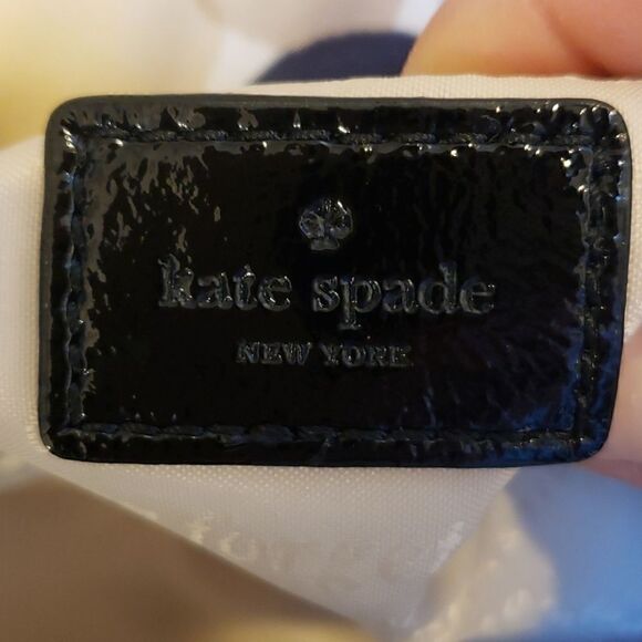 Kate SPADE STEVIE STRAWBERRY BANKE SHOULDER BAG, IVORY BAG WITH BLACK & TAN DOTS - Picture 13 of 16